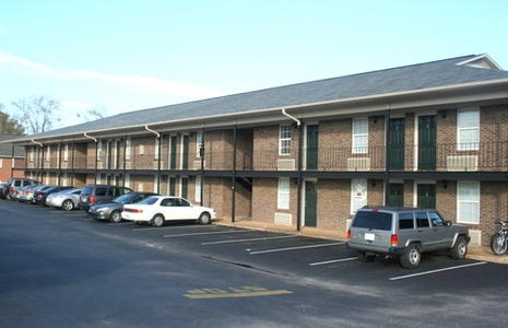 Building Photo - Neill House Apartments
