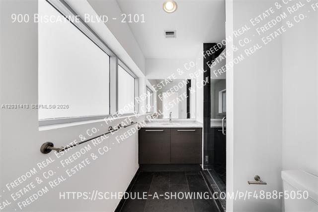 Building Photo - 900 Biscayne Blvd