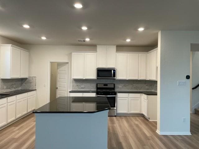 Building Photo - 4519 Avellino Dr
