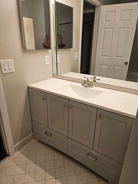 Master Bathroom - 6016 NW 91st Way