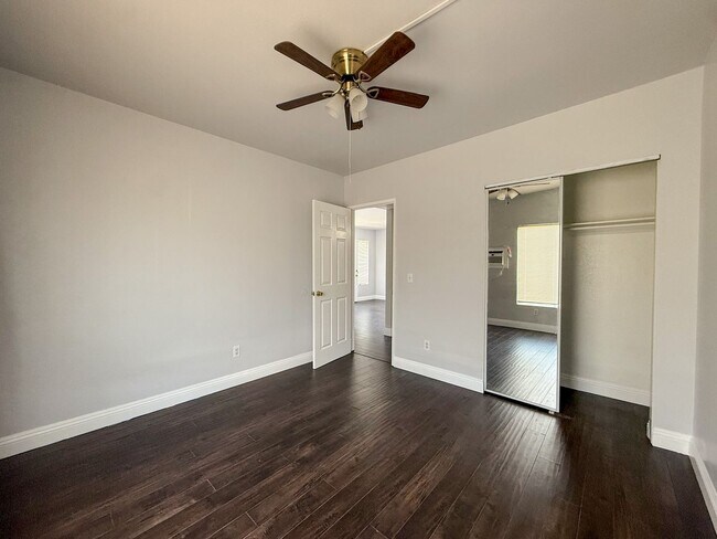 Building Photo - 73407 Sunnyvale Dr