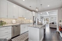 Building Photo - 514 Coates Ln