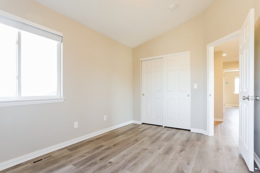 Building Photo - 2876 S Tower Way