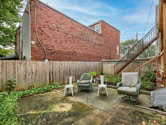 Building Photo - 1640 N 3rd St