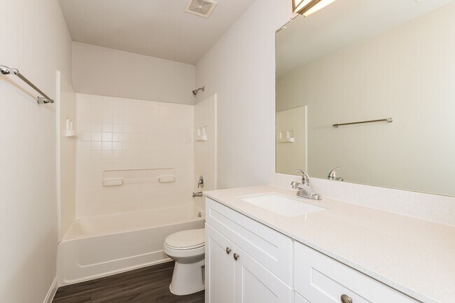 Building Photo - 2438 Gibbs Bend Ct