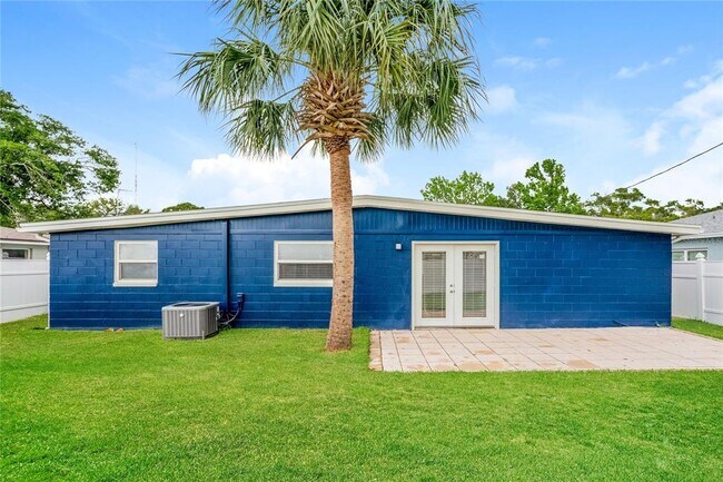 Building Photo - 8716 78th Pl