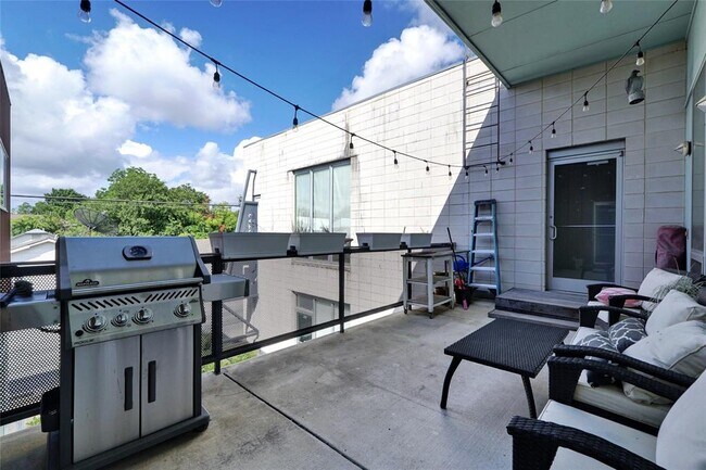 Building Photo - 508 E 53rd St