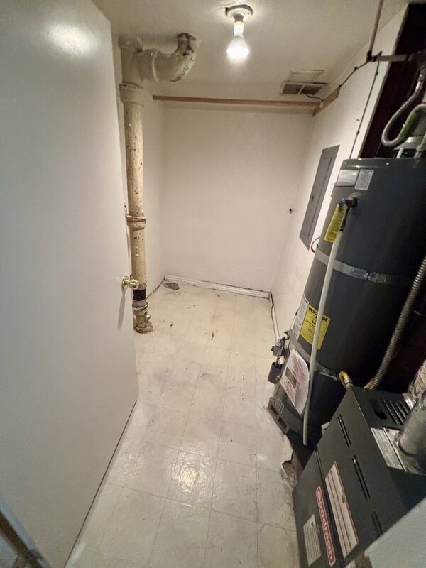Building Photo - 979 W 100 S