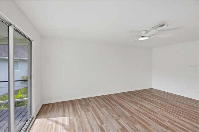 Building Photo - 2460 Whippoorwill Cir