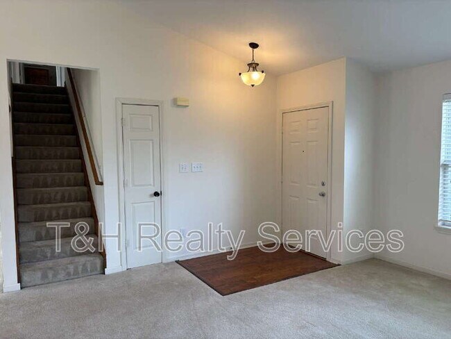 Building Photo - 4209 Manasota Ct