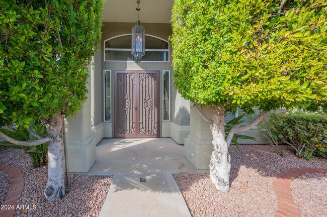 Building Photo - 10326 E Buckskin Trail