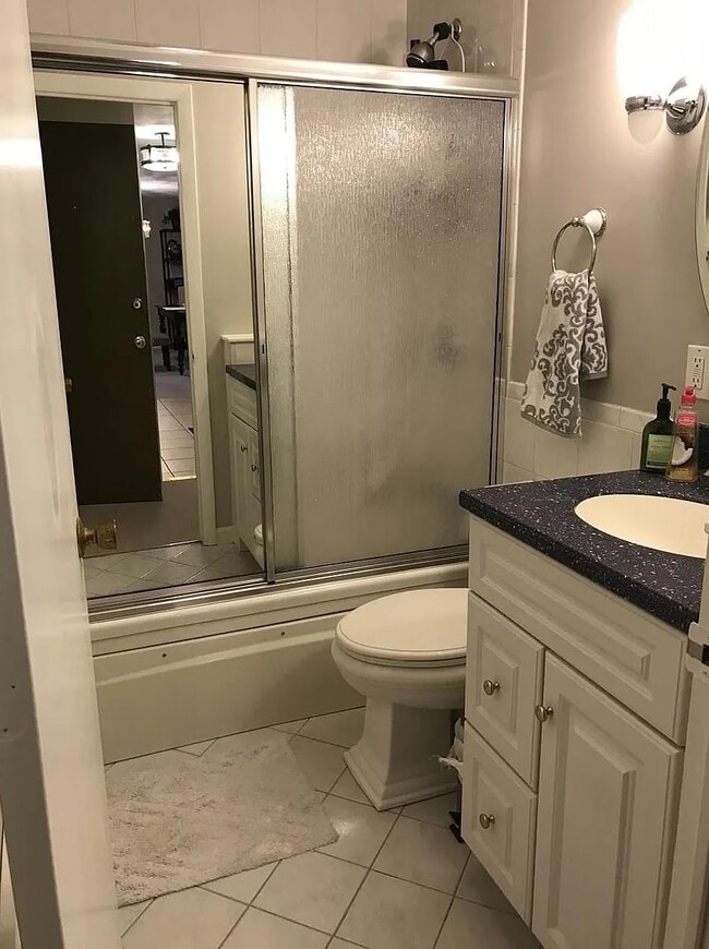 Building Photo - 501 Brook Village Rd