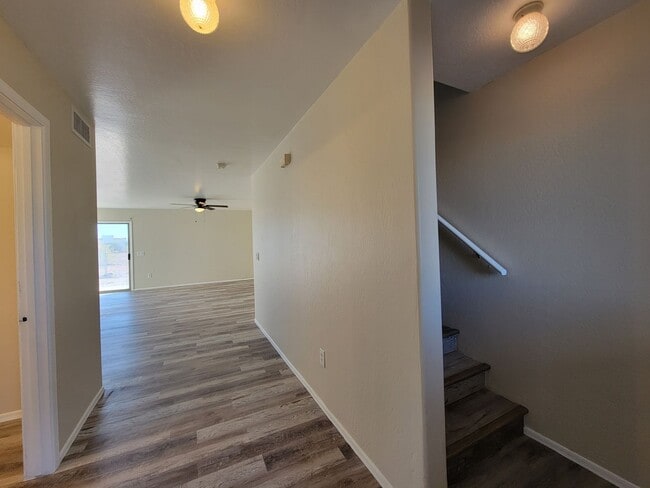 Building Photo - 15147 S Yava Rd