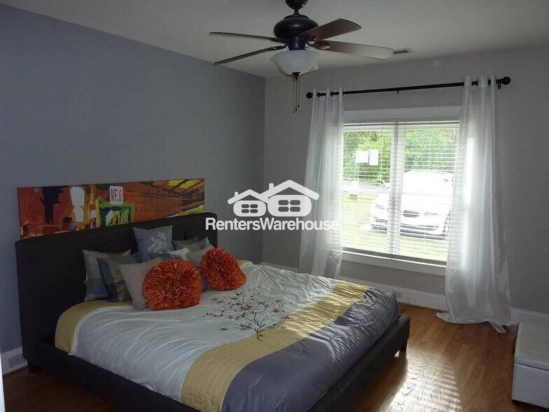 Building Photo - 1357 Benteen Park Dr SE