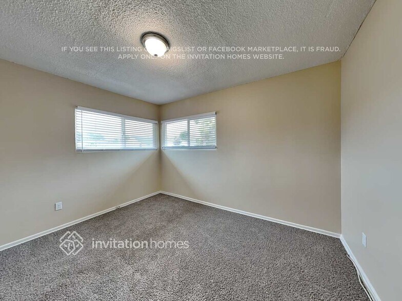 Building Photo - 9256 Swinton Ave