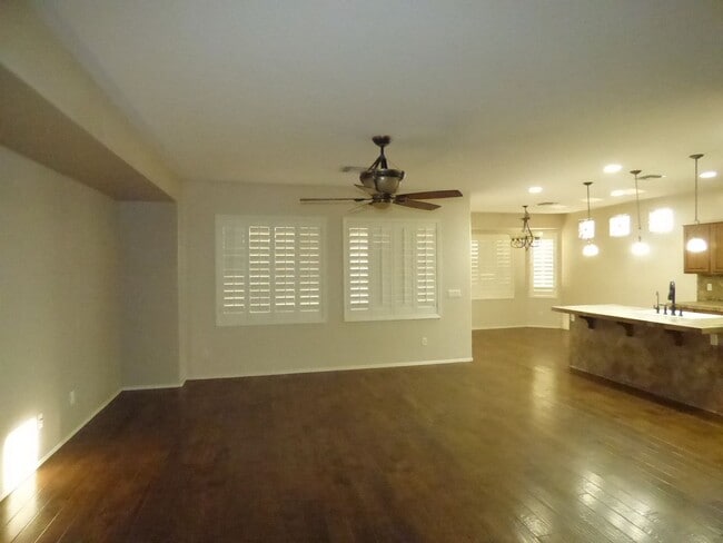 Building Photo - 4 bedroom home with SOLAR and all appliances!