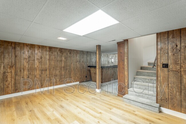 Building Photo - 508 Briar Park Ln