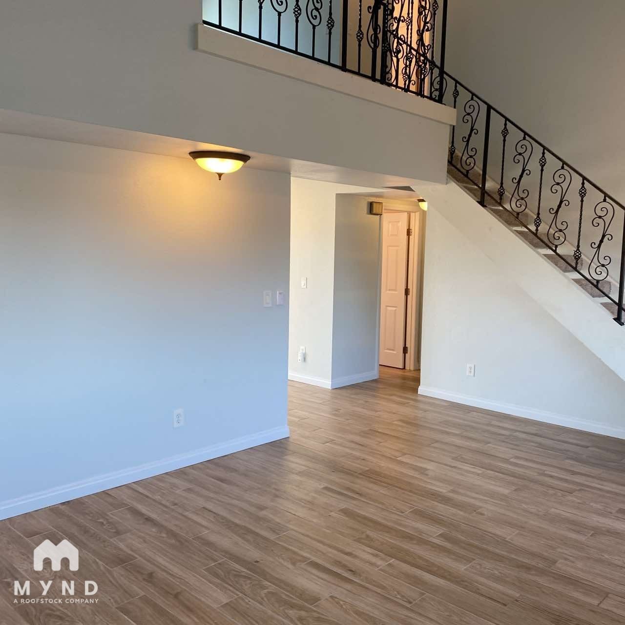 Building Photo - 8239 Water View Ct