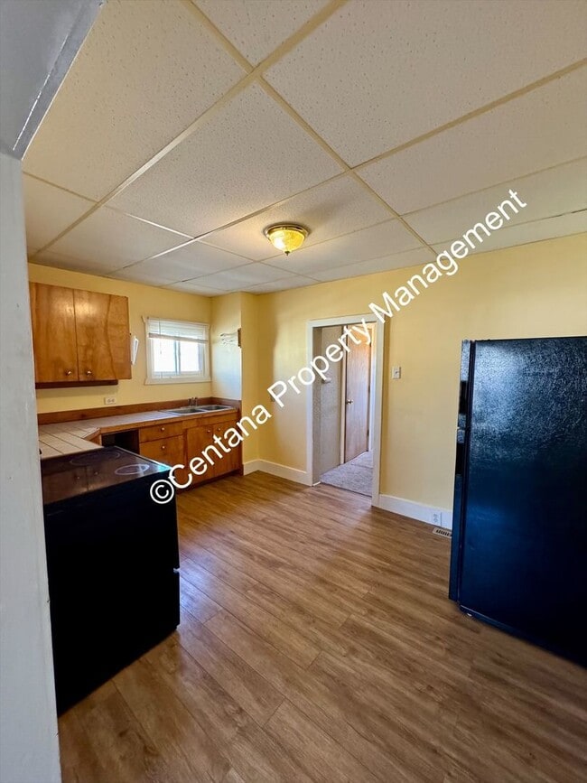 Building Photo - 1 Bed 1 Bath located in the heart of Anaconda