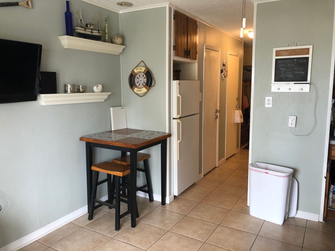 Building Photo - 3938 Surfside Blvd