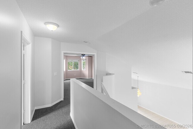 Building Photo - 245 Via Milan Terrace