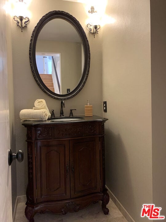 Building Photo - 4804 La Villa Marina