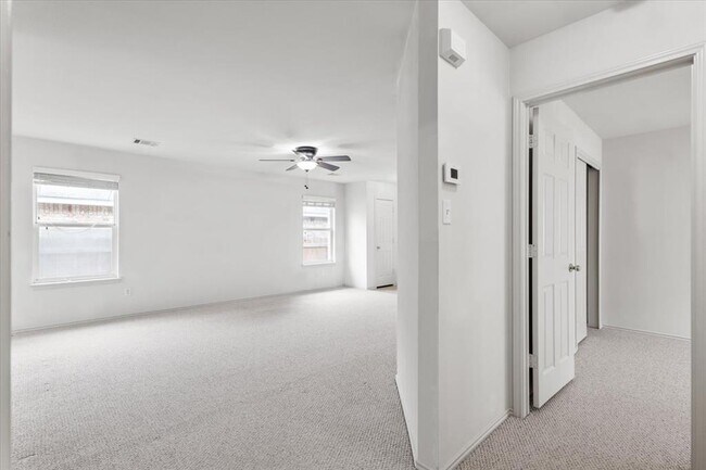 Building Photo - 14513 Spearmint Tea Trail