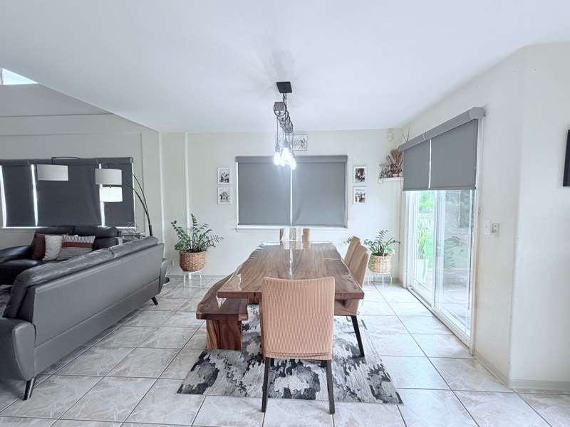 Building Photo - 94-717-717 Lumiaina St