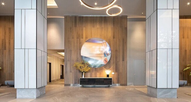 Building Photo - 1735 York Ave