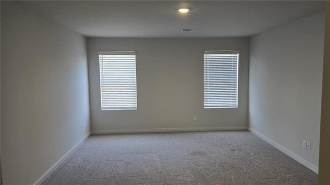 Building Photo - 17 Founders Dr