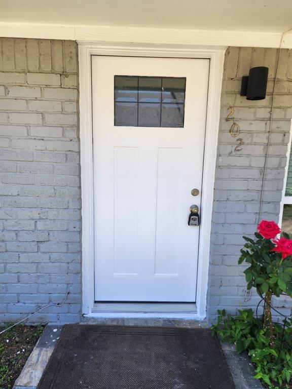 Primary Photo - 2677 Gessner Rd