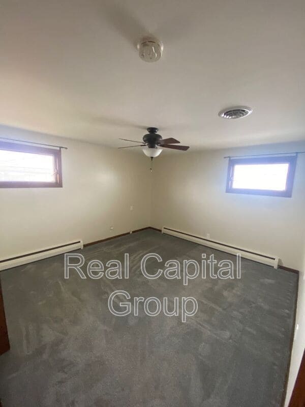 Building Photo - 61 Dennis Ln