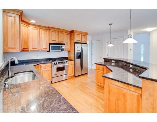 Building Photo - 28B Minot Ave