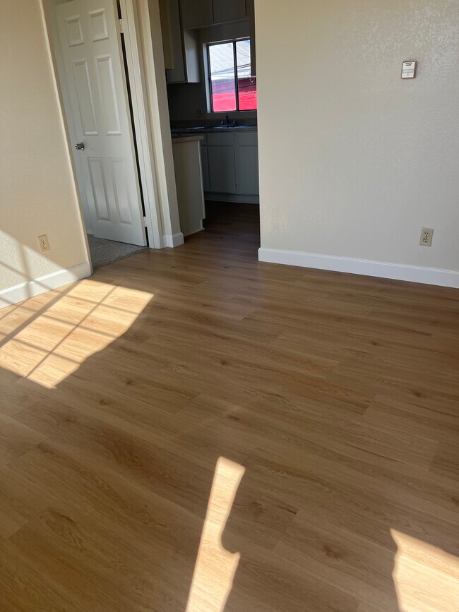 Building Photo - 2225 E 14th St