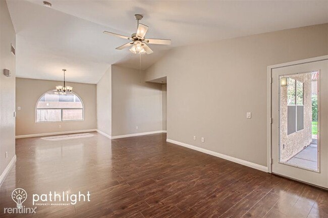 Building Photo - 3 br, 2 bath House - 12618 W Cambridge Ave...