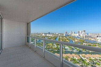 Building Photo - 21205 Yacht Club Dr
