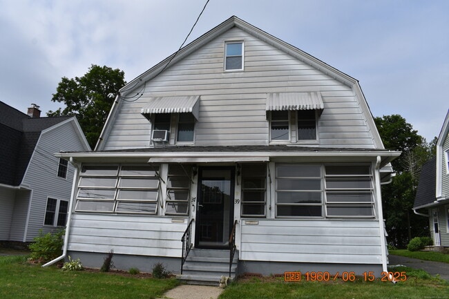 Primary Photo - 39 Highland Ave