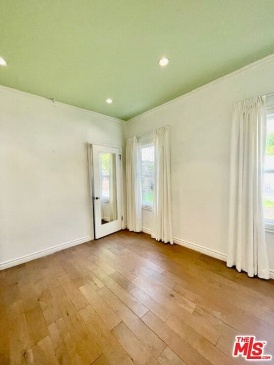 Building Photo - 459 S Holt Ave