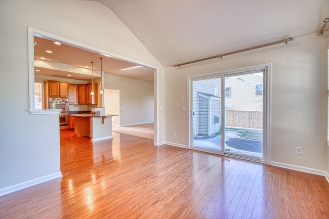 Building Photo - Incredible Home In Gated Community/Simpsonville