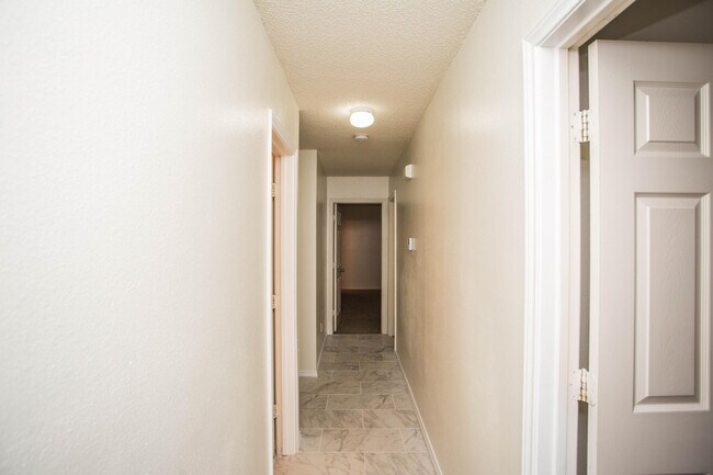 Building Photo - 6536 86th St