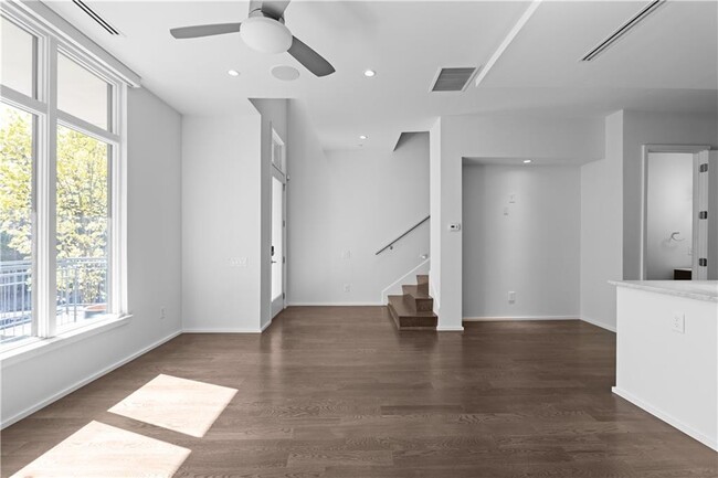 Building Photo - 785 Piedmont Ave NE