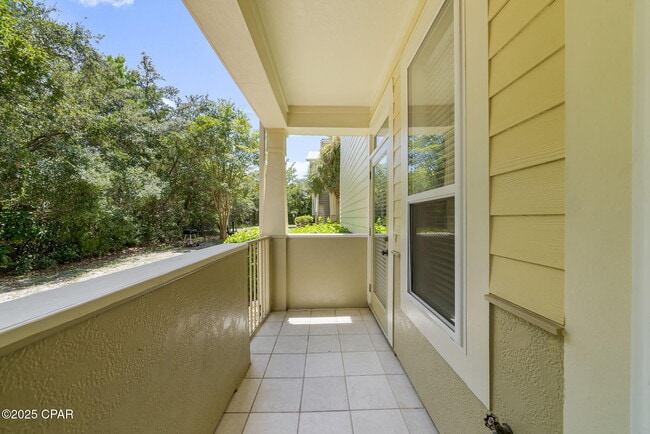Building Photo - 11 S Wildflower Dr