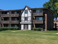 Building Photo - 1003 Centurion Ln