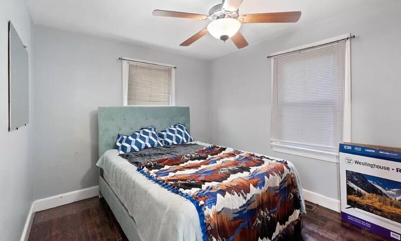 Building Photo - 1433 Picadilly St