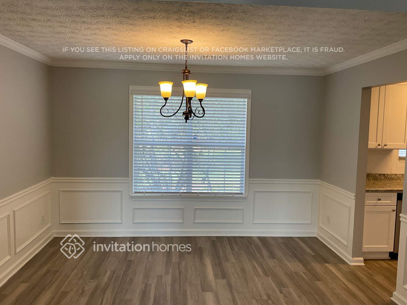 Building Photo - 989 Field View Dr