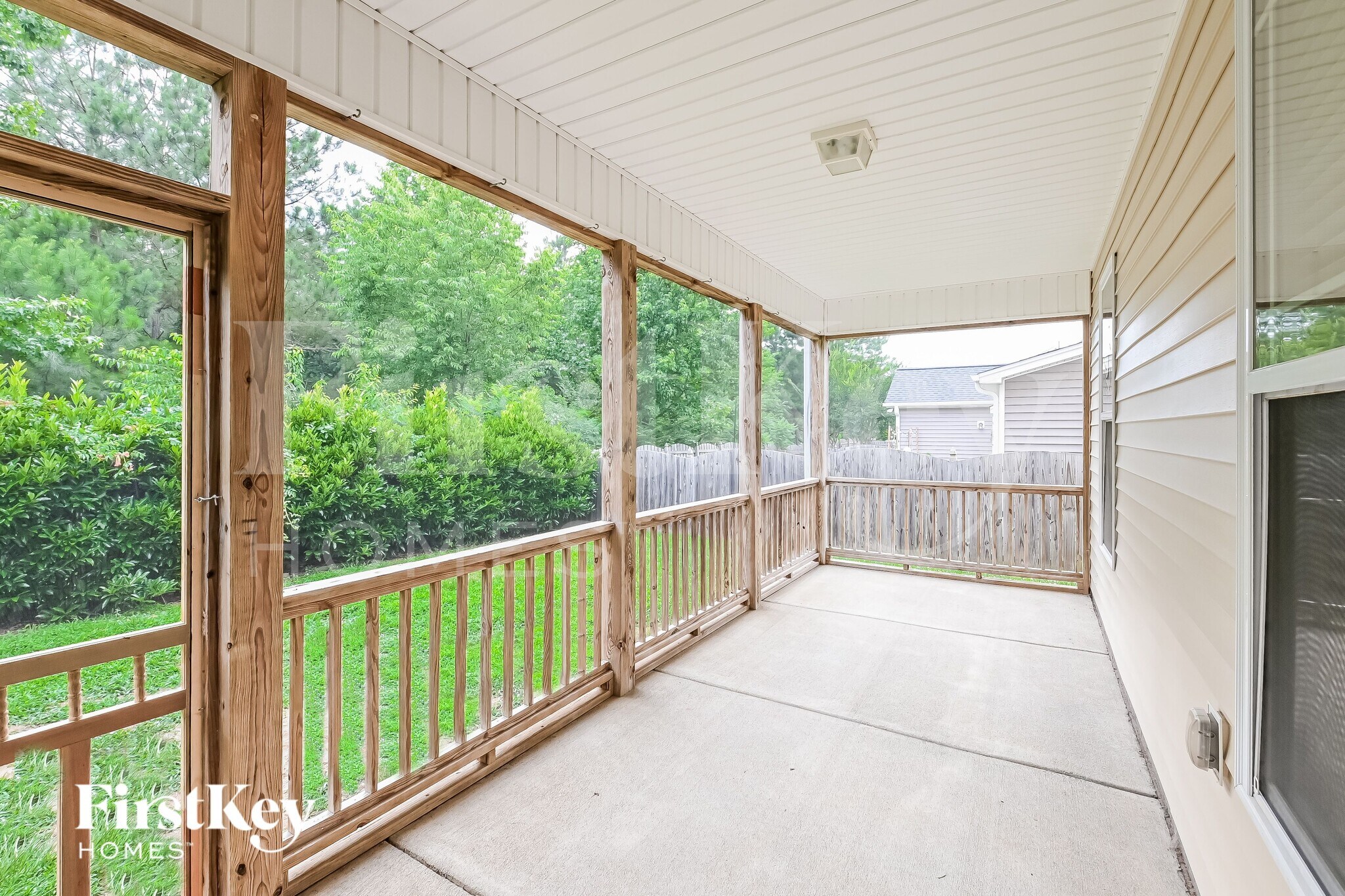 Building Photo - 1020 Bridlemine Dr