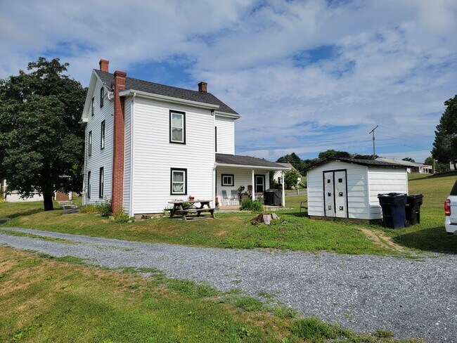 Building Photo - 480 Kutztown Rd