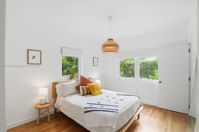 Building Photo - 753 NE 82nd Terrace