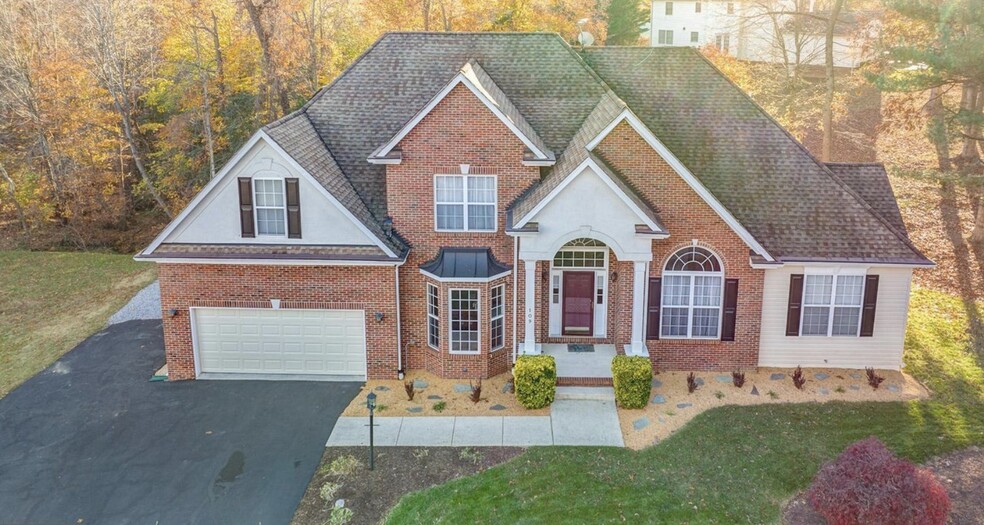 Primary Photo - 109 Quail Ct