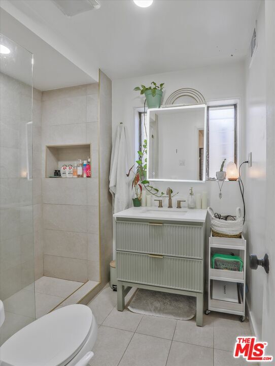 Building Photo - 6921 Pso Del Serra
